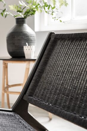 Large-ML-450432-Lazy-loom-lounge-chair-Black_detail1_DTP
