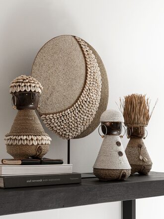 Large-ML-886021-Cameron-statue-ML-886002-ML-886004-ML-886005-Coco-family_sf1_DTP