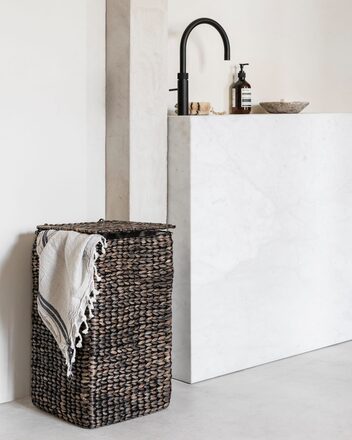 Large-ML-890966-Palawan-laundry-basket-Black-wash_sf2_DTP