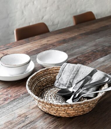 Large-ML-890476-Santa-Gertruidis-basket_sf1_DTP