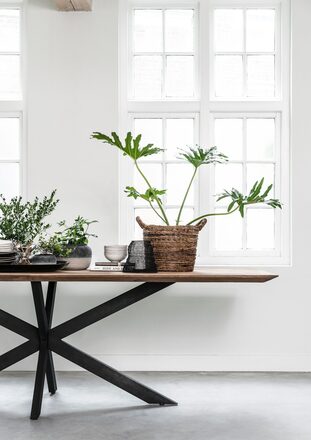 Large-TI-520637-Curves-dining-table_sf1_DTP-jpg