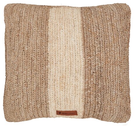 Large-ML-920126-Menton-cushion-square_1