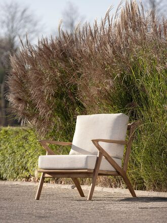 ML-260814-Charles-lounge-chair_sf2