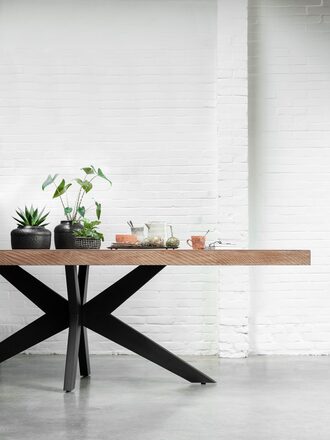 MA-940243-Lincoln-dining-table_sf2_DTP
