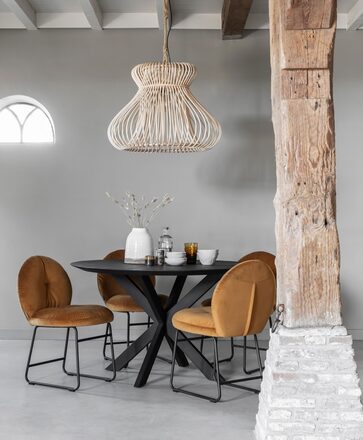 BT-611104-Shape-dining-table-round-ML-Bouton-chair-ML-Fungo-hanging-lamp-L_sf3_DTP