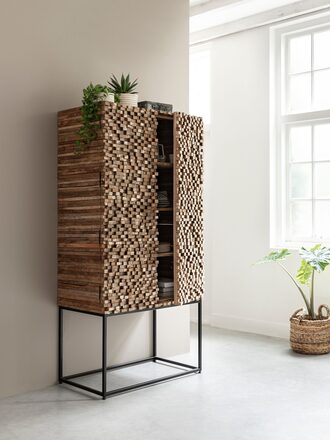 ML-351402-Sticks-cupboard_sf4_DTP