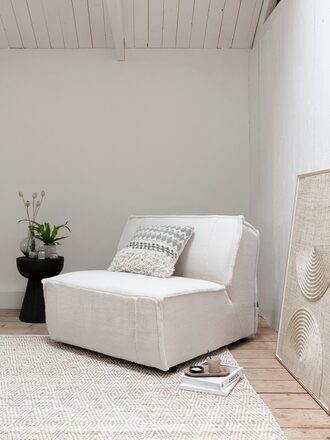 ML-581010-Amore-lounge-chair-fluffy-cream-ML-Japanese-Garden-wall-panel_sf1a_DTP