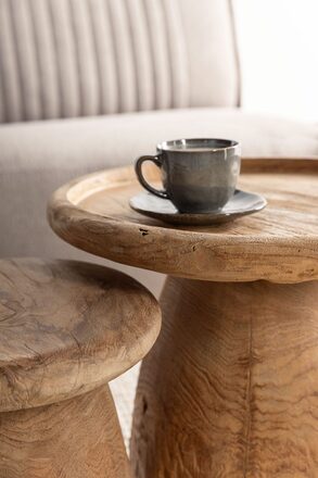 ML-490441-Antiques-Bromo-ML-490442-Tambora-side-table_detail1_DTP