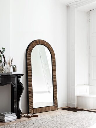 HI-301902-Slats-standing-mirror_sf1_DTP_5
