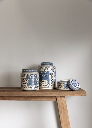 ML-885101-ML-885102-ML-885103-Delft-Blue-storage-jar_sf1_DTP