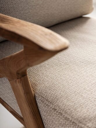 ML-260814-Charles-lounge-chair_detail2