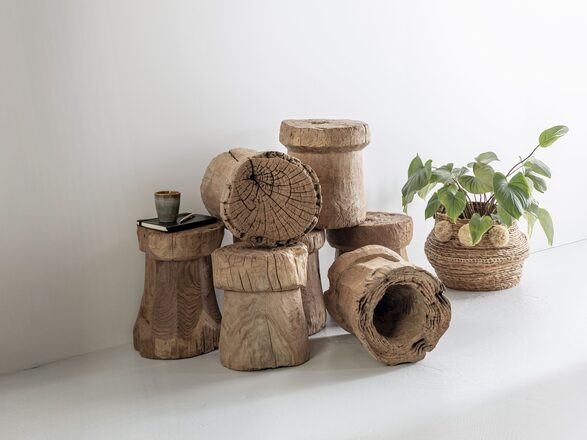 ML-490440-Antiques-Toba-side-table_sf1b_DTP_1