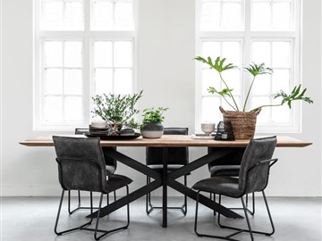 ti-520637-curves-dining-table